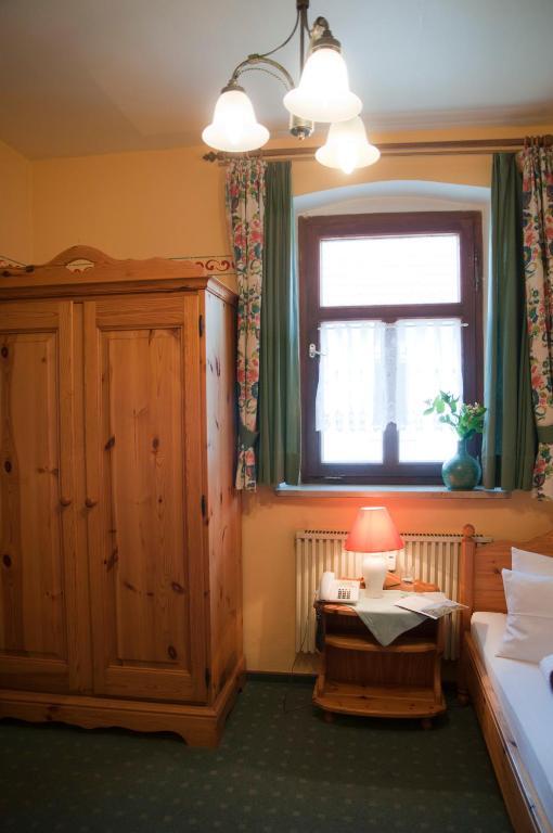 Hotel Schuberths am Markt Buttenheim Zimmer foto
